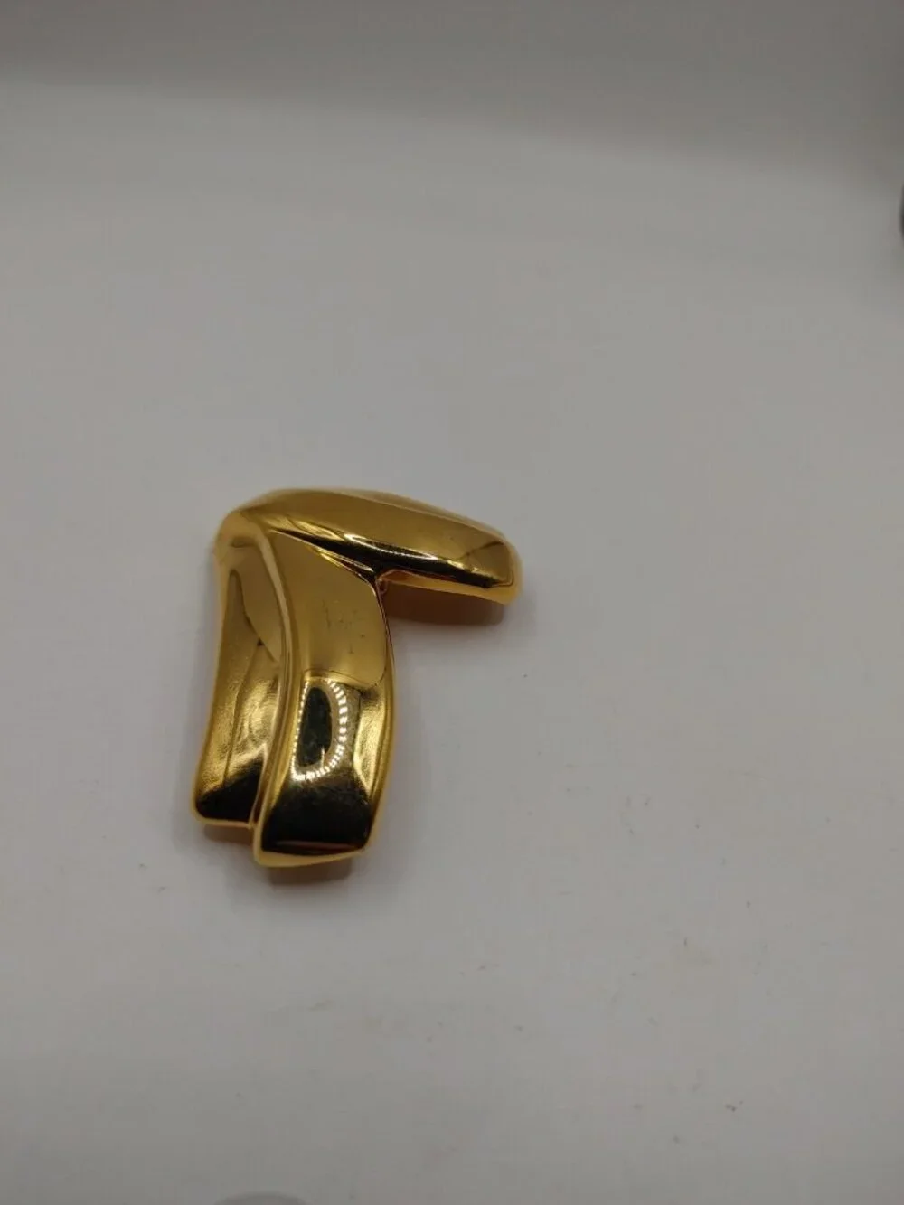 VTG BROOCH/PIN SIGNED MONET abstract Double Check Mark design